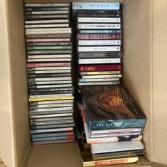 CD段ボール1つ分約80枚ほど