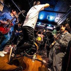 一緒にバンドやりませんか？ギター募集！