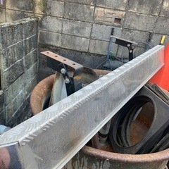 リアバンパー　トラック　ダンプ