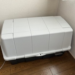 大きく開くコンテナー　収納　灯油　プラスチック