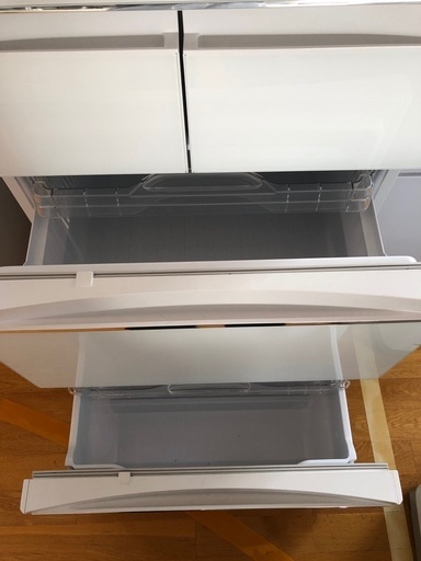 三菱　5ドア　冷蔵庫　家族用 455L MR-B46Z-W2形　2016年製
