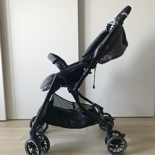 コンビ　ベビーカー　スゴカル4キャス　compact