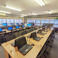 ★オシャレ自由★営業サポート業務／営業事務!!【時給1,400円〜】 