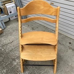 ● ベビーチェア、子供用の椅子、高さ調整可能の画像