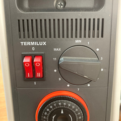 引き取り決定　【無料　¥0 譲ります】訳あり　オイルパネルヒーター　RAD-16ELの画像