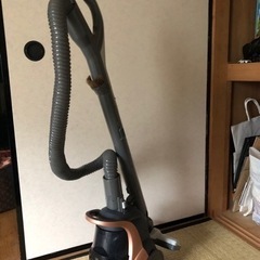 受け渡し者決定しております。サイクロン掃除機 MITSUBISHI