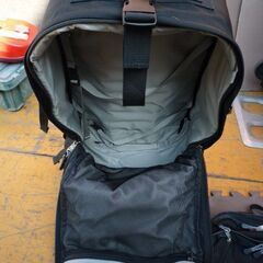 キャリーハンドル付大型旅行バック　中古の画像