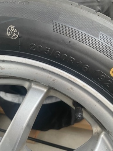 プリウスα純正ホイールとタイヤ4本セット
