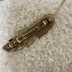 葉の模様 髪留め の画像