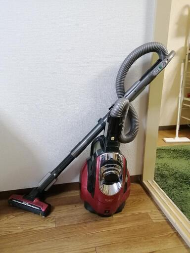 シャープ　掃除機　　サイクロン式