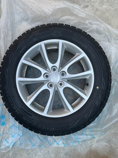 スタッドレスタイヤ　4本