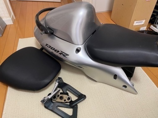 GSX1300R 200台限定車　350㎞メーター