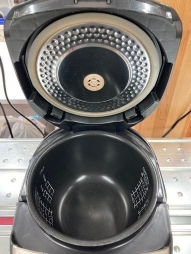 【HITACHI】炊飯器IH5.5合　2016年製　6ヶ月保証付　クリーニング済　管理番号50202