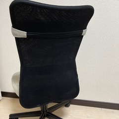 仕事用椅子の画像