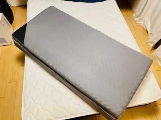 【使用1年未満】ダブル　点で支える体圧分散 敷布団　ダブル　ニトリ　中古
