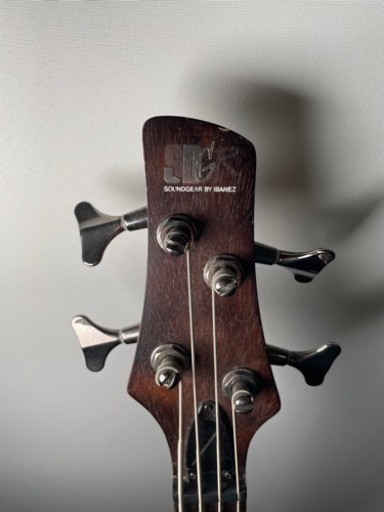 エレキベースギター　Ibanez 