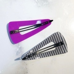 新品•未使用品✨ポップカラー ヘアークリップセットの画像
