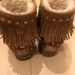 UGG×jimmy choo ムートンブーツ GUCCI BALENCIAGAの画像