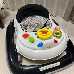 (受け渡し予定)西松屋購入  歩行器