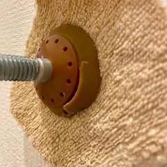 ベビーゲート　薄茶色　シリコン割れ部分ありの画像