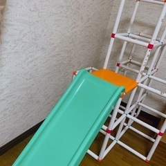 ベビージム 滑り台 【取引中】