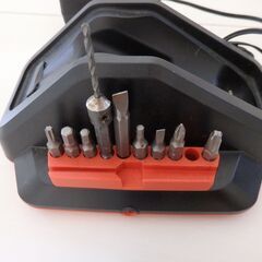 【取引中】小型の電動ドリルドライバーの画像