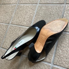 銀座かねまつのパンプスの画像