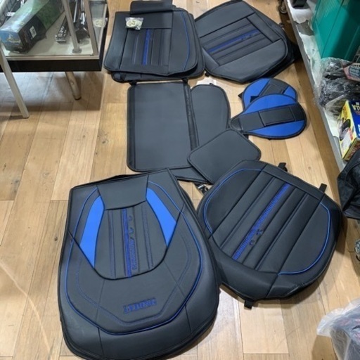 美品‼︎   カローラ　ツーリング　シート　バッグ入り　おすすめ　お買得‼︎   現品限り