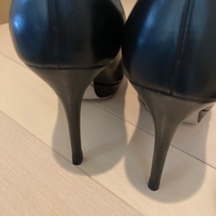 フェラガモ　ピンヒール　23.5の画像