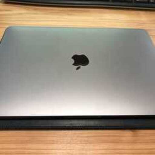 ほとんど未使用　MacBook Pro touchbar 保証加入 超美品 MacBook Pro touchbar 保証加入
