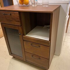 宇都宮でオシャレな家具を探すなら『オトワリバース！』ミドルレンジボード キッチン収納 収納棚 ブラウン カントリー調 中古品
