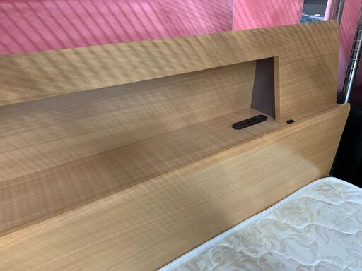★来店限定★□ダブルベッド　ロータイプ　引き出し収納・コンセント付き