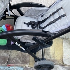 2人乗りベビーカーの画像