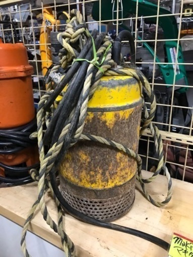 【中古】makita 水中ポンプ P251