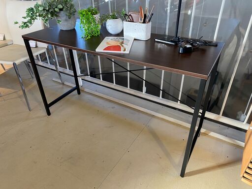宇都宮でオシャレな家具を探すなら『オトワリバース！』筑波産商 デスク 机 作業台 ブラウン×ブラック 中古品