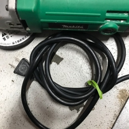 【中古】makita 100mm ディスクグラインダー M959