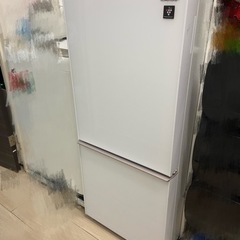 冷蔵庫　使用期間1年　SHARP SJ-GD14E-W