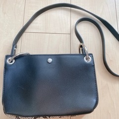 ZARA ショルダーバッグ　３連　の画像