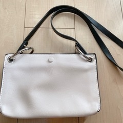 ZARA ショルダーバッグ　３連　の画像