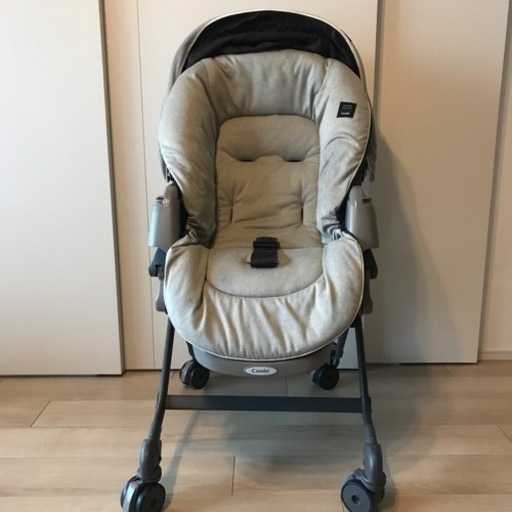 コンビ　ネムリラ　AUTO SWING BEDi EG