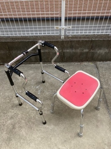 【介護用品】歩行器(6段階)&お風呂椅子(５段階)セット！