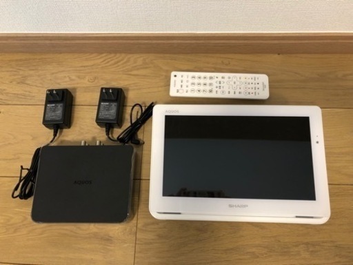 AQUOS 12V型 ポータブル液晶テレビ