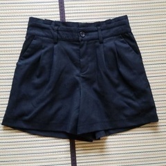ショートパンツ
