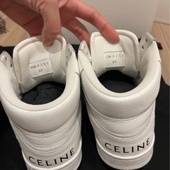 セリーヌのシューズの画像