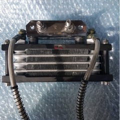 オイルクーラー 4mini エイプに使用してました。