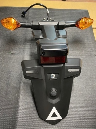 新型グロム　JC92純正フェンダー