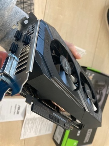 グラボ　ASUS TUF-GTX1660TI-6G-EVO-GAMING
