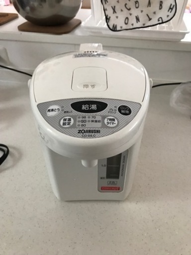 電気ケトル　ポットZOJIRUSHI CD-XA22C電気ポット