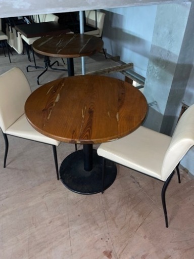 丸型カフェテーブル　サンコスモチェア3点セット