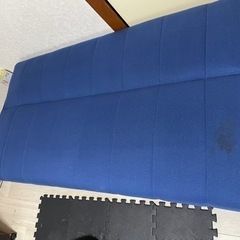 ソファーベッド2000円に値下げしました